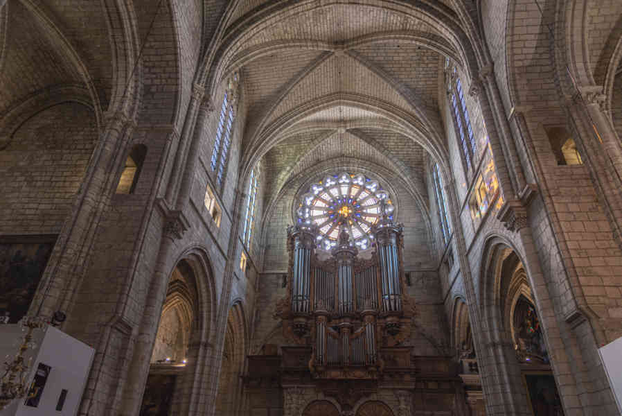 Francia - Béziers 015 - catedral de Saint-Nazaire & Saint-Celse.jpg
